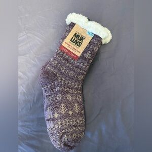 BNWT- Muk Luks Purple Knit Cabin Socks